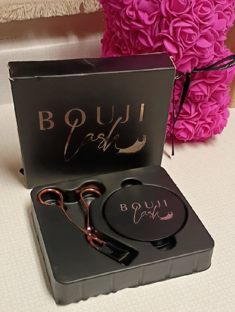 Rose Gold Eyelash Curler with Pink Compact -